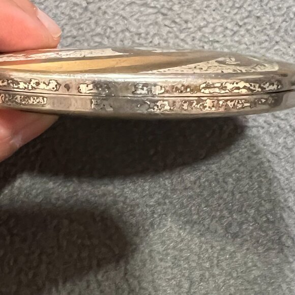 Collectible Vintage Elgin American Compact - Two-Tone Gold Silver Art Deco Style - Picture 5 of 9